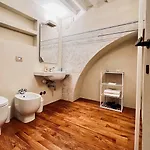 Retro Revival Loft In Apartment *