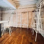 Apartment Retro Revival Loft In Arezzo