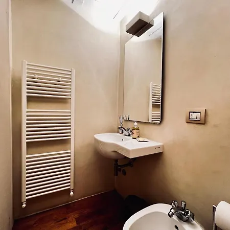 Retro Revival Loft In شقة